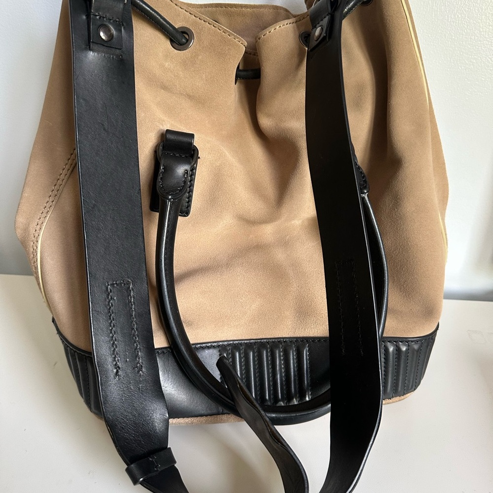 Belstaff Tan and Black Shoulder Bag with Drawstring Closure - Picture 2 of 7